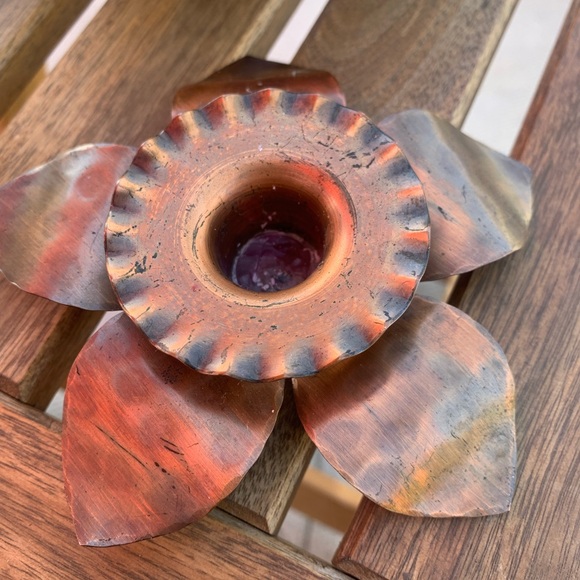 Vintage Hammered Copper Daffodil Taper Candle Holder - Picture 3 of 9